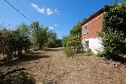 Twee verdiepingen tellend huis in Golyam Dervent, Elhovo - Bulgarije