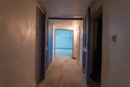 Hoofdgebouw + uitbreiding + oprit/laadperron en 277 m2 land in Oryahovo - Bulgarije