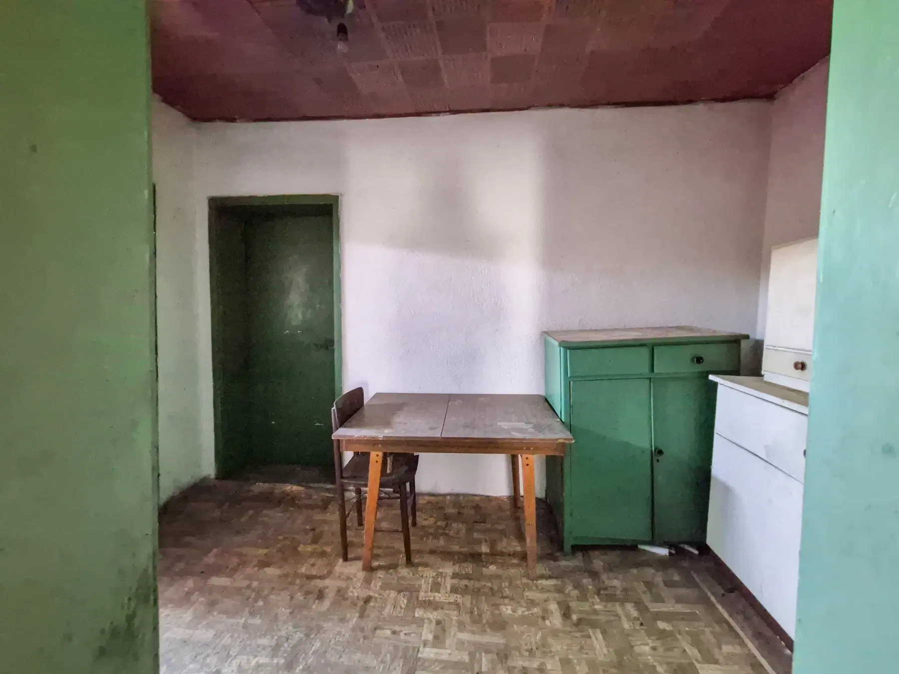 Huis op 2.040 m2 grond in Razdel - Bulgarije
