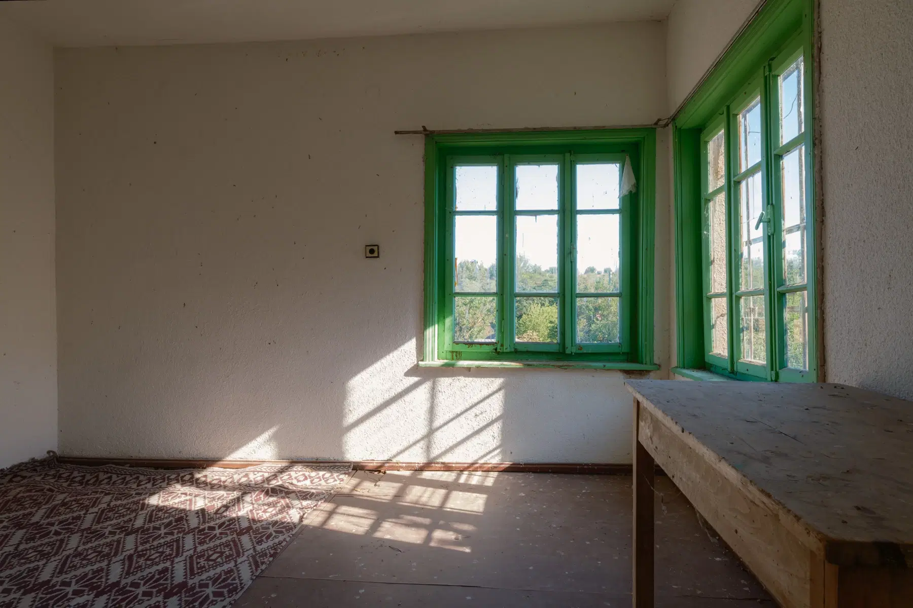 Twéé-onder-één-kap woning, bijgebouwen & 746 m2 grond in Studena Haskovo - Bulgarije