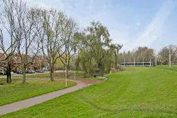 Rotterdam, Van Wijngaardenlaan 124