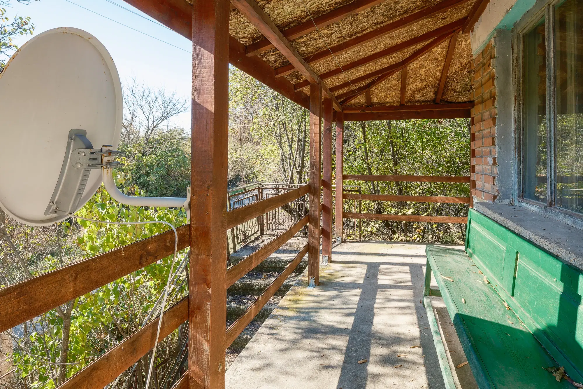 1.835 m² grond met huis en bijgebouw - Izvor Mahala - Bulgarije