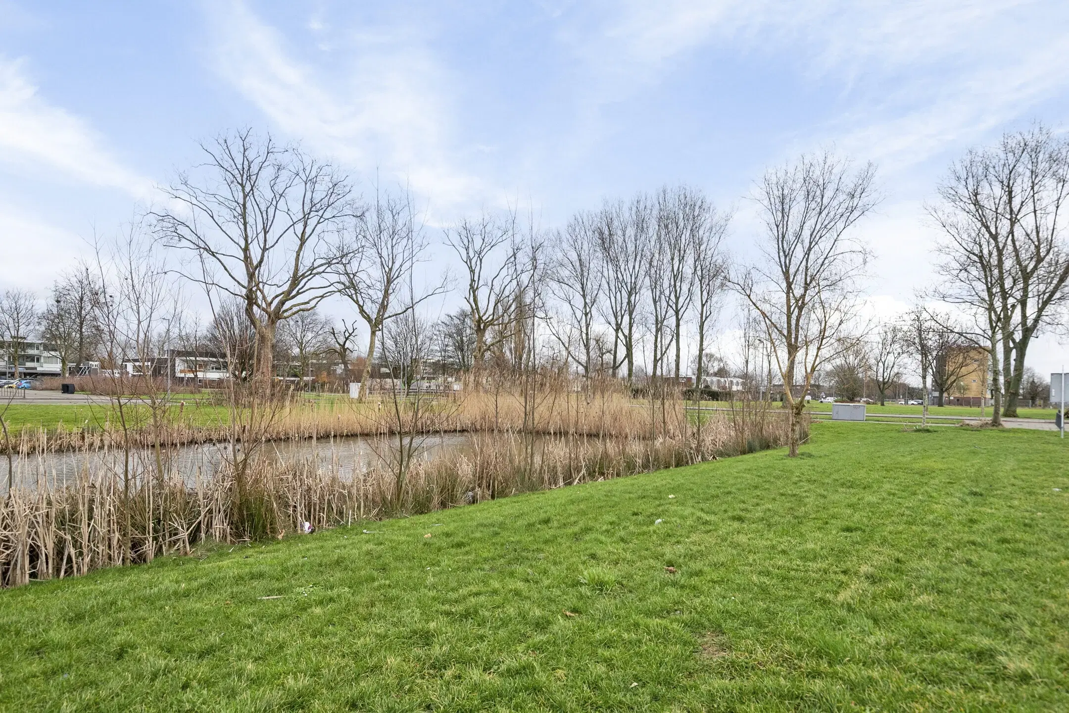 Hoogvliet Rotterdam, Don Carloshof 15