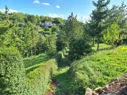 Tuinkavel met piepklein huisje in Sangerhausen - Duitsland