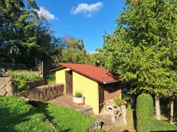 Tuinkavel met piepklein huisje in Sangerhausen - Duitsland