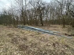 Voormalig DB-station met B&B-potentie en bedrijfsruimte van ca. 680 m² op 1,2 ha perceel in Grambow - Duitsland