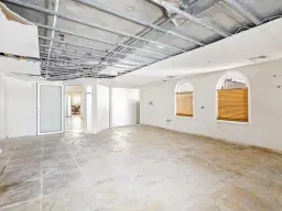 Lobby / Kantoor (A-3) gelegen in Tower Building van Rainbow Beach Club te Cupecoy (Sint Maarten)