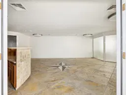 Lobby / Kantoor (A-3) gelegen in Tower Building van Rainbow Beach Club te Cupecoy (Sint Maarten)