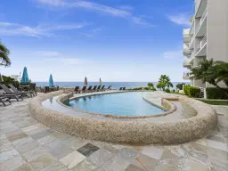 Lobby / Kantoor (A-3) gelegen in Tower Building van Rainbow Beach Club te Cupecoy (Sint Maarten)