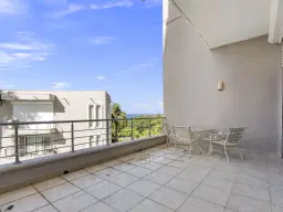 Apartment (G-17/A-24) gelegen in Tower Building van Rainbow Beach Club te Cupecoy (Sint Maarten)