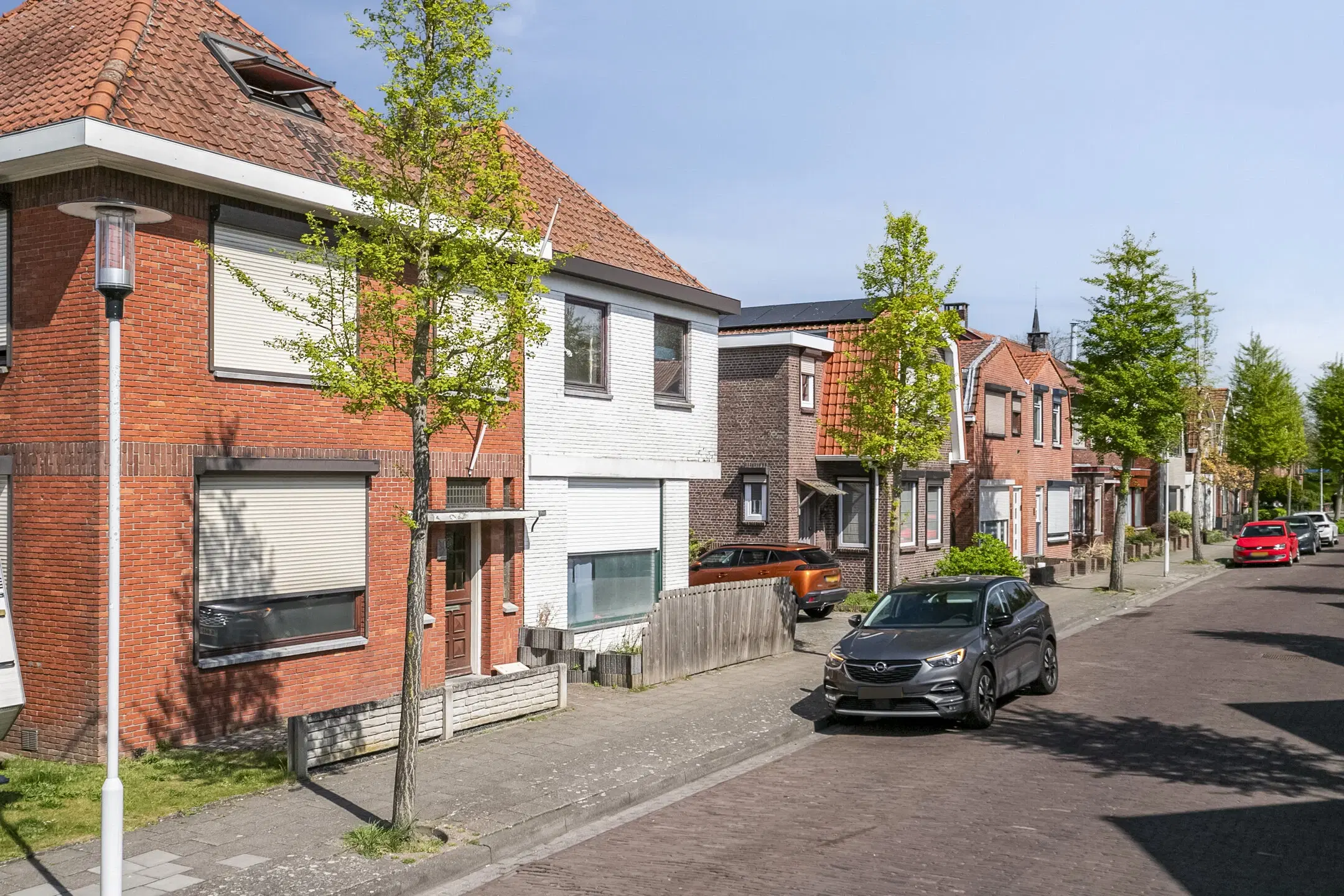 Sas van Gent, Westdam 32