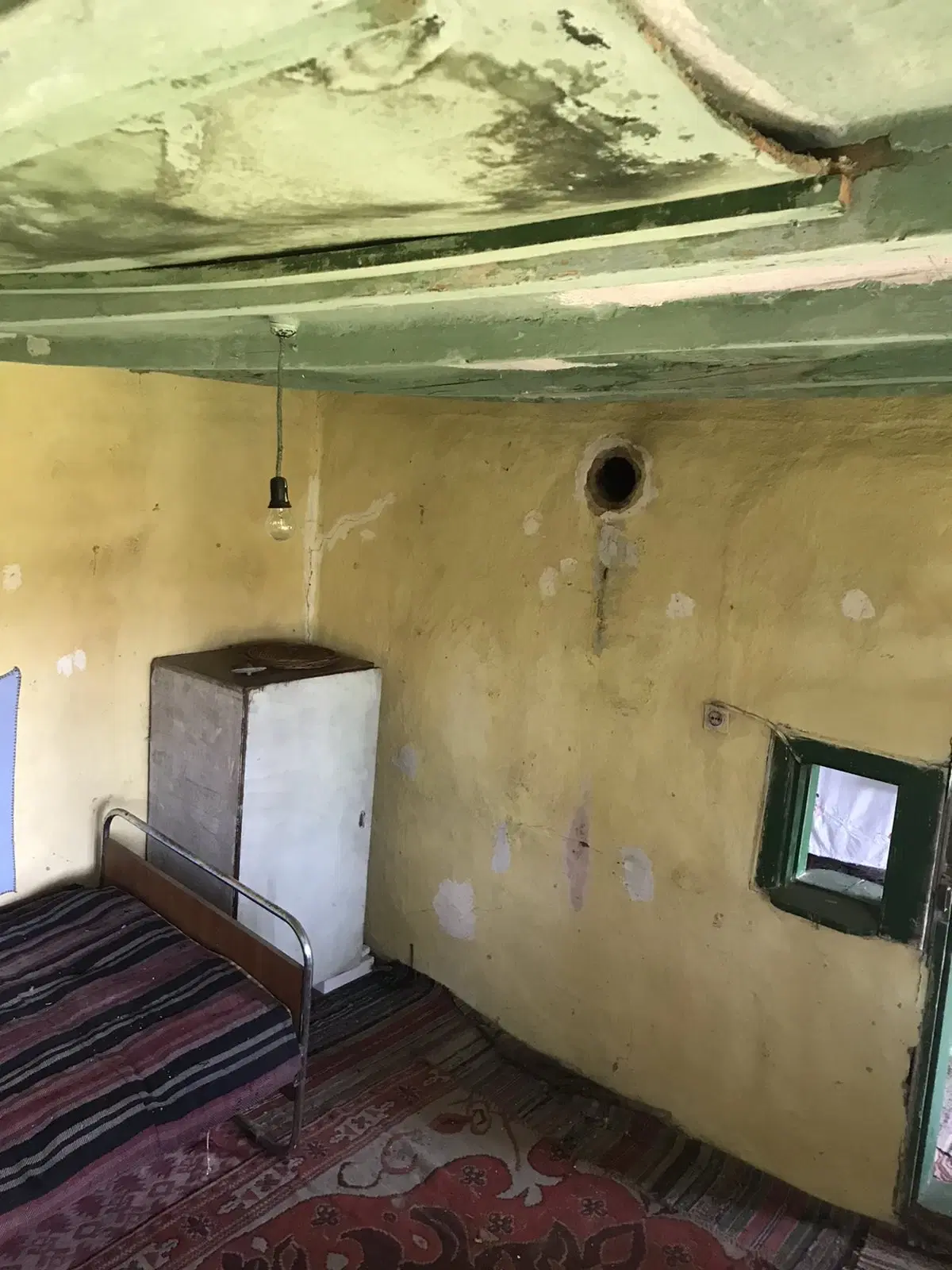 Authentiek 100 jaar oud landelijk huis + 1.006 m² grond in Glavan, Silistra - Bulgarije