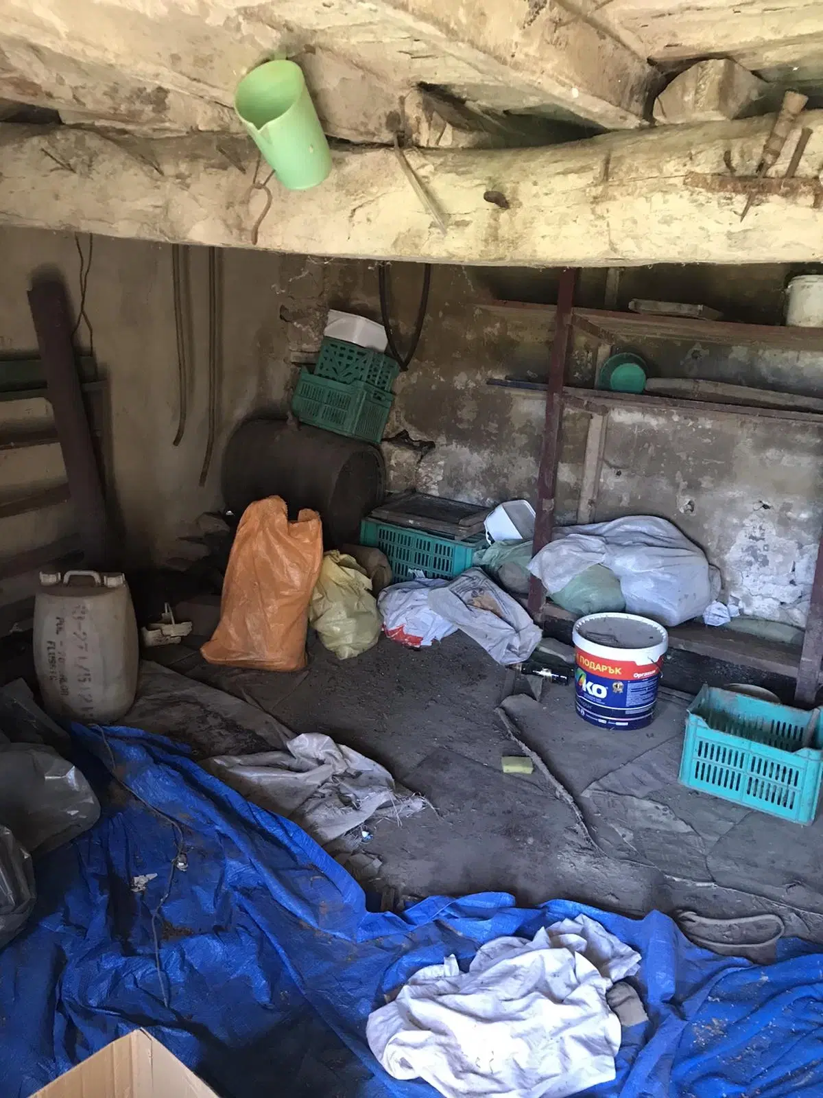 Authentiek 100 jaar oud landelijk huis + 1.006 m² grond in Glavan, Silistra - Bulgarije