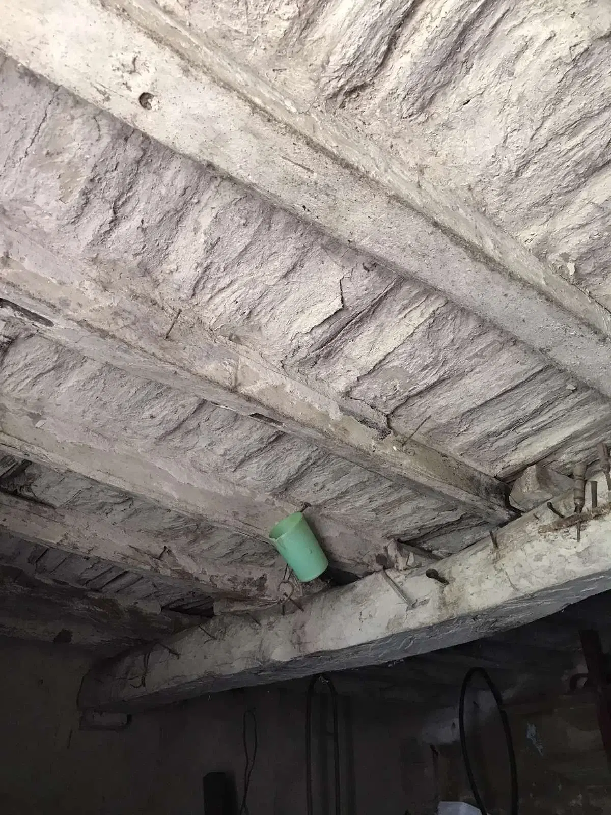 Authentiek 100 jaar oud landelijk huis + 1.006 m² grond in Glavan, Silistra - Bulgarije