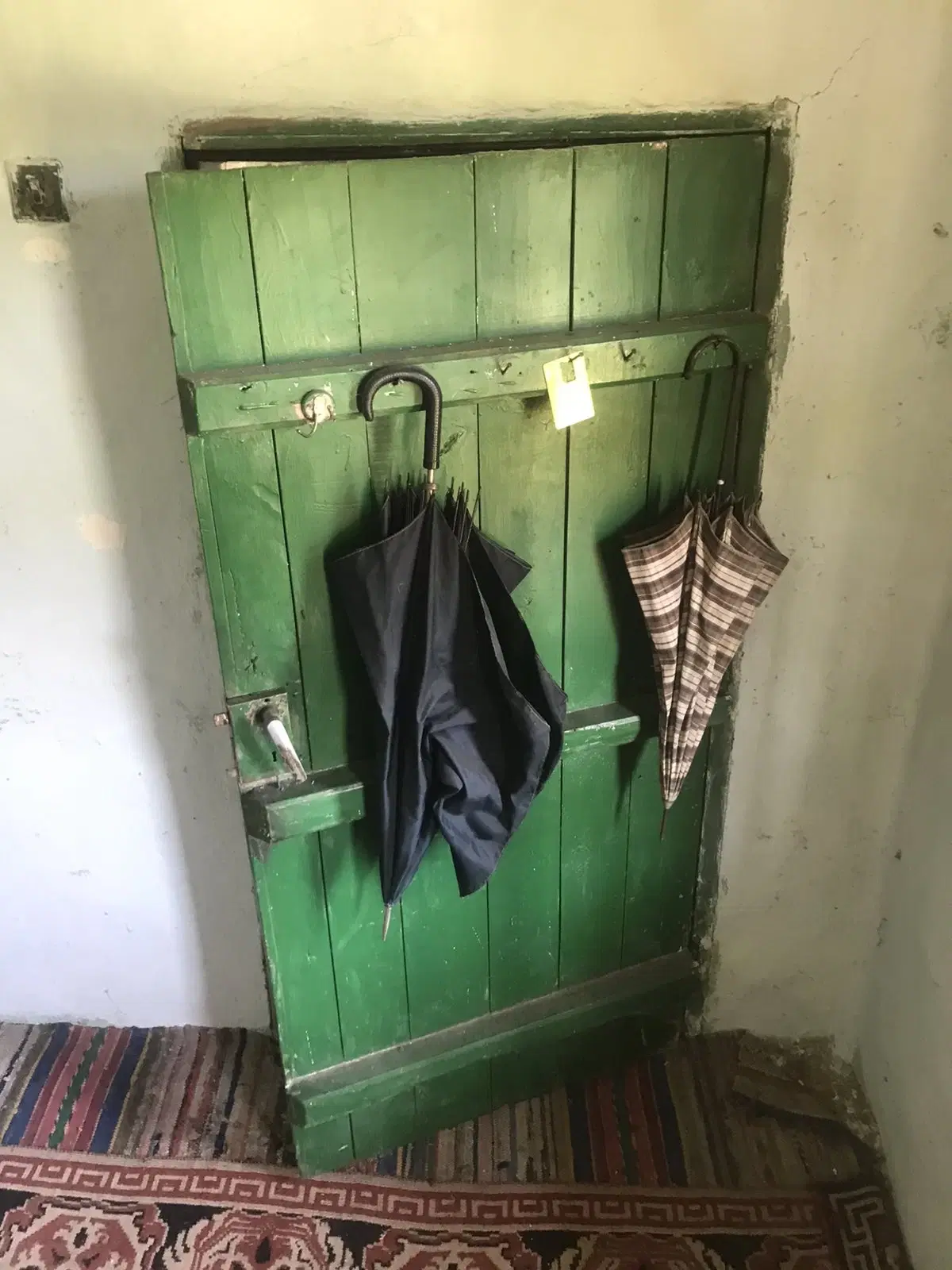 Authentiek 100 jaar oud landelijk huis + 1.006 m² grond in Glavan, Silistra - Bulgarije