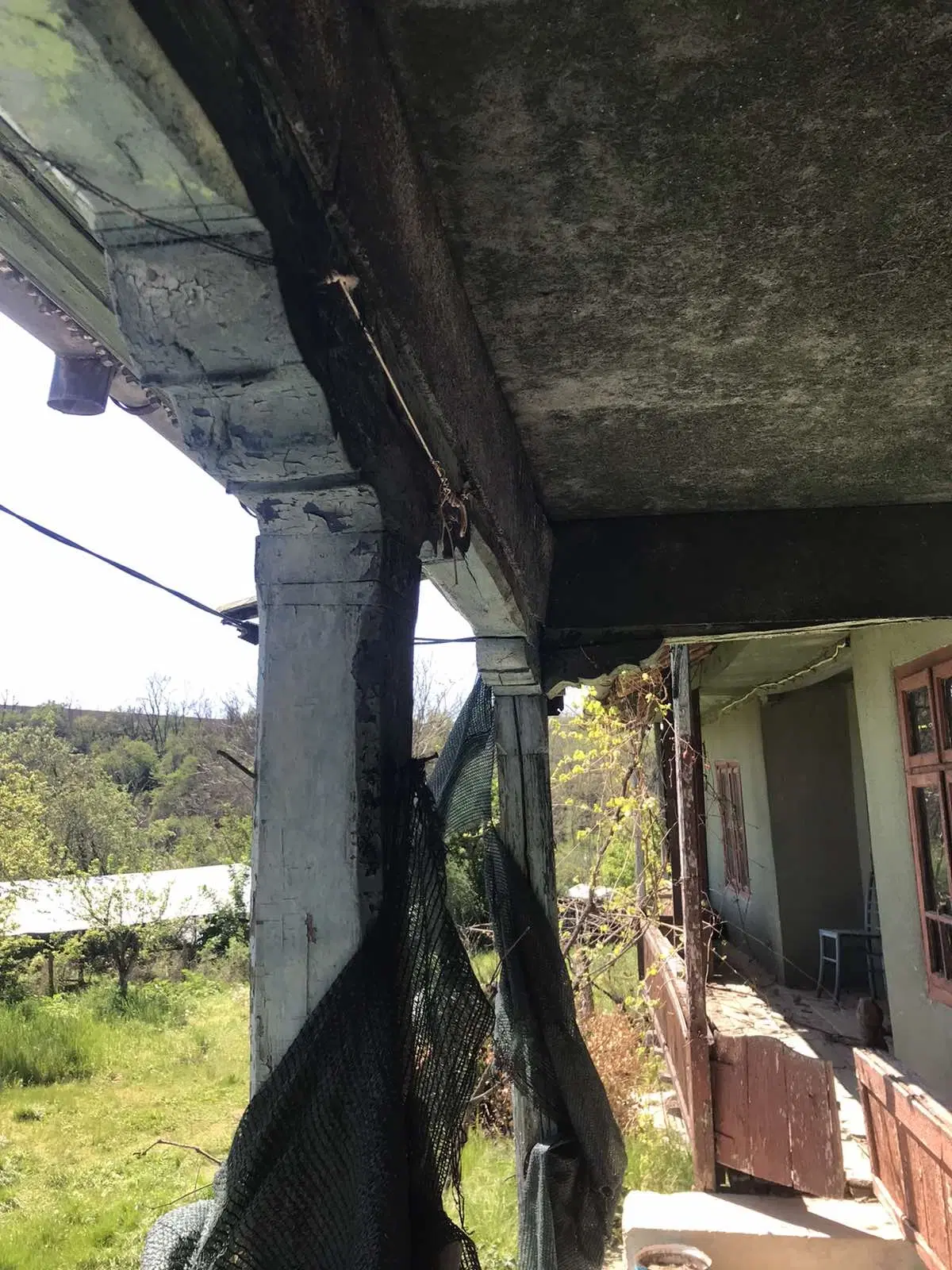Authentiek 100 jaar oud landelijk huis + 1.006 m² grond in Glavan, Silistra - Bulgarije