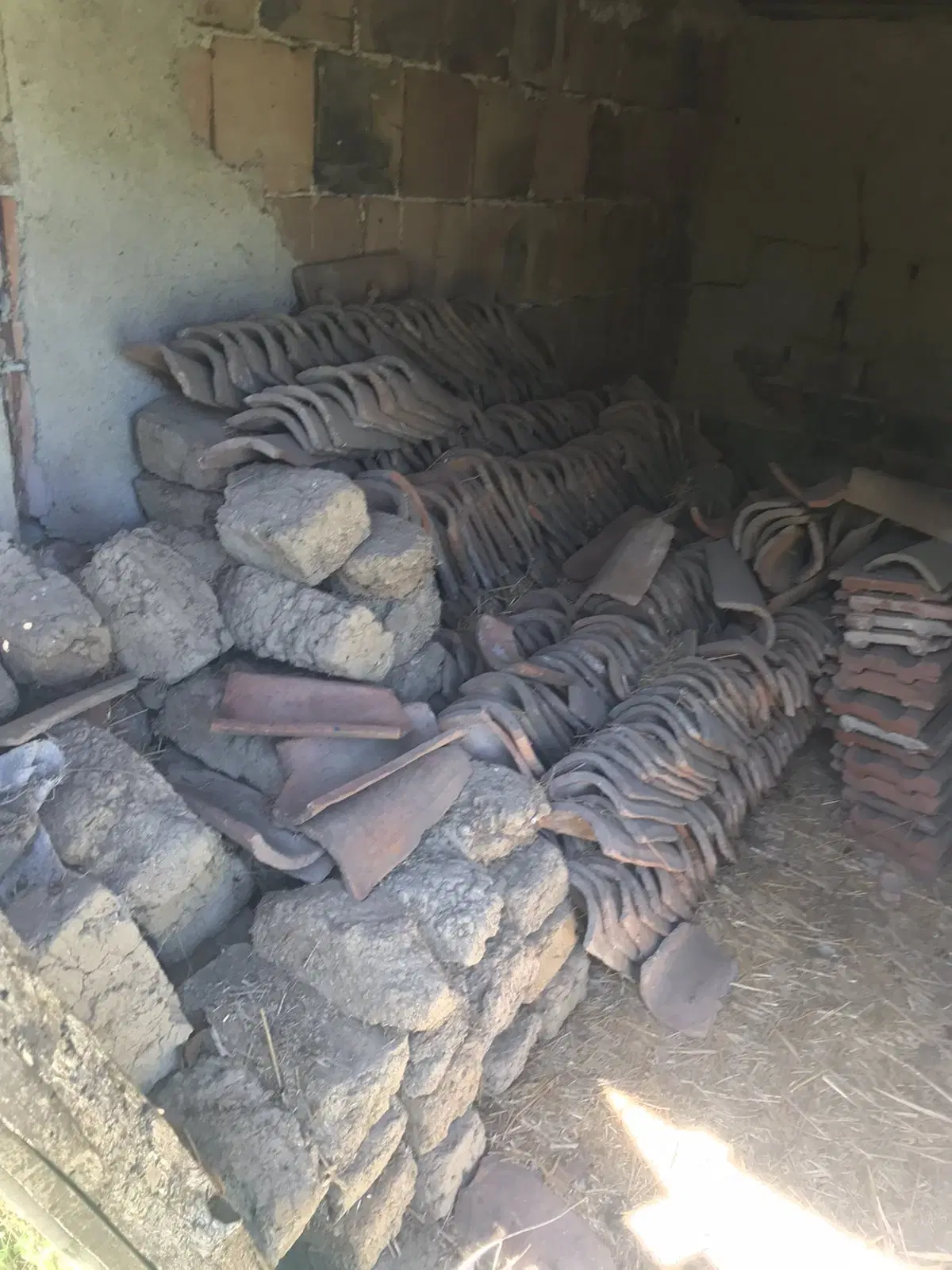 Authentiek 100 jaar oud landelijk huis + 1.006 m² grond in Glavan, Silistra - Bulgarije