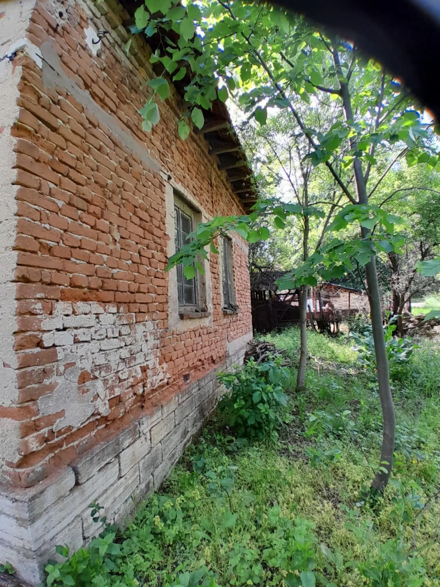 Klassiek Balkan huis op 1.604 m² in Vodna, Vidin - Bulgarije