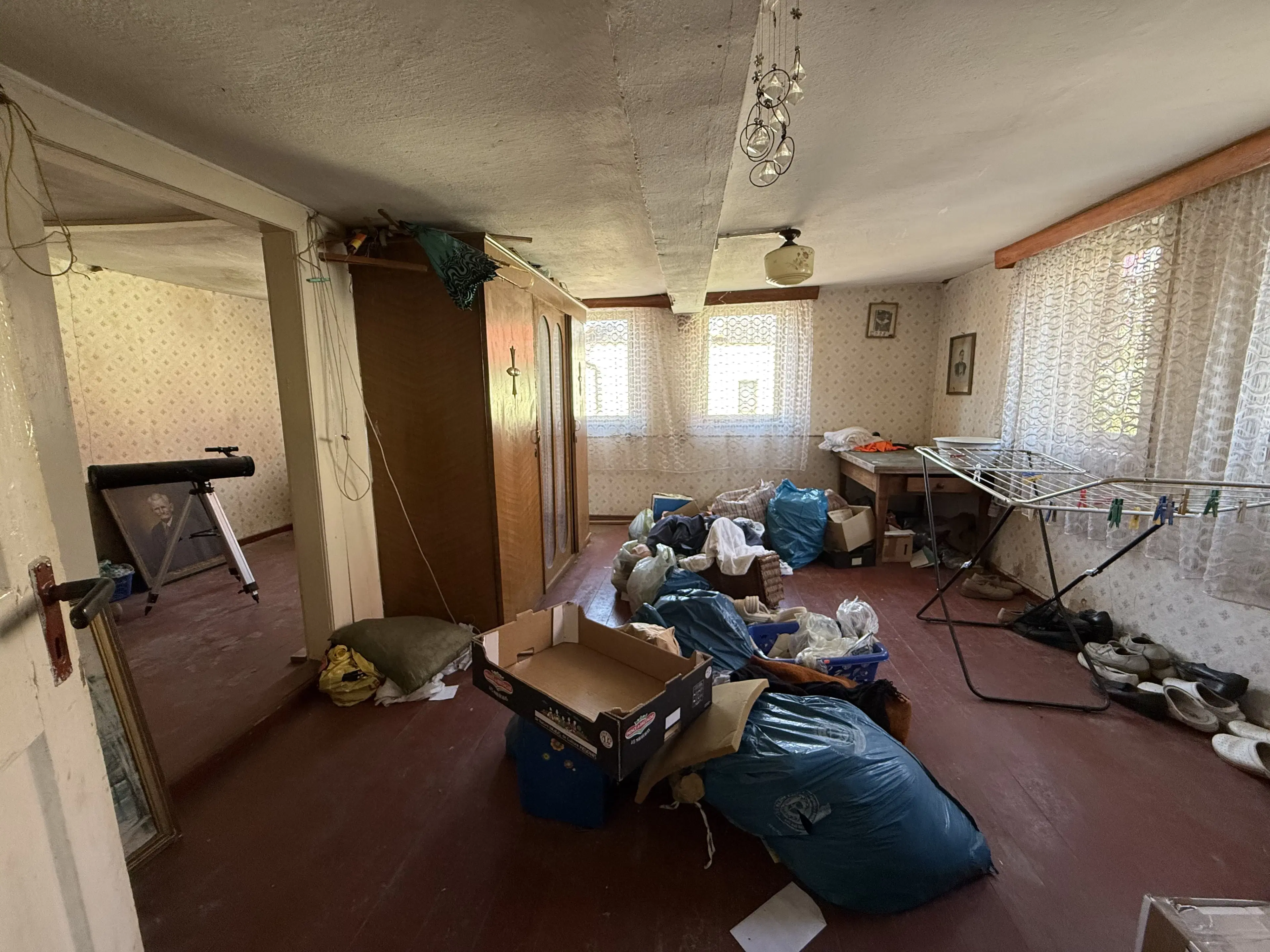 Vrijstaande woning + garage in Mittelsdorf, Hessen - Duitsland