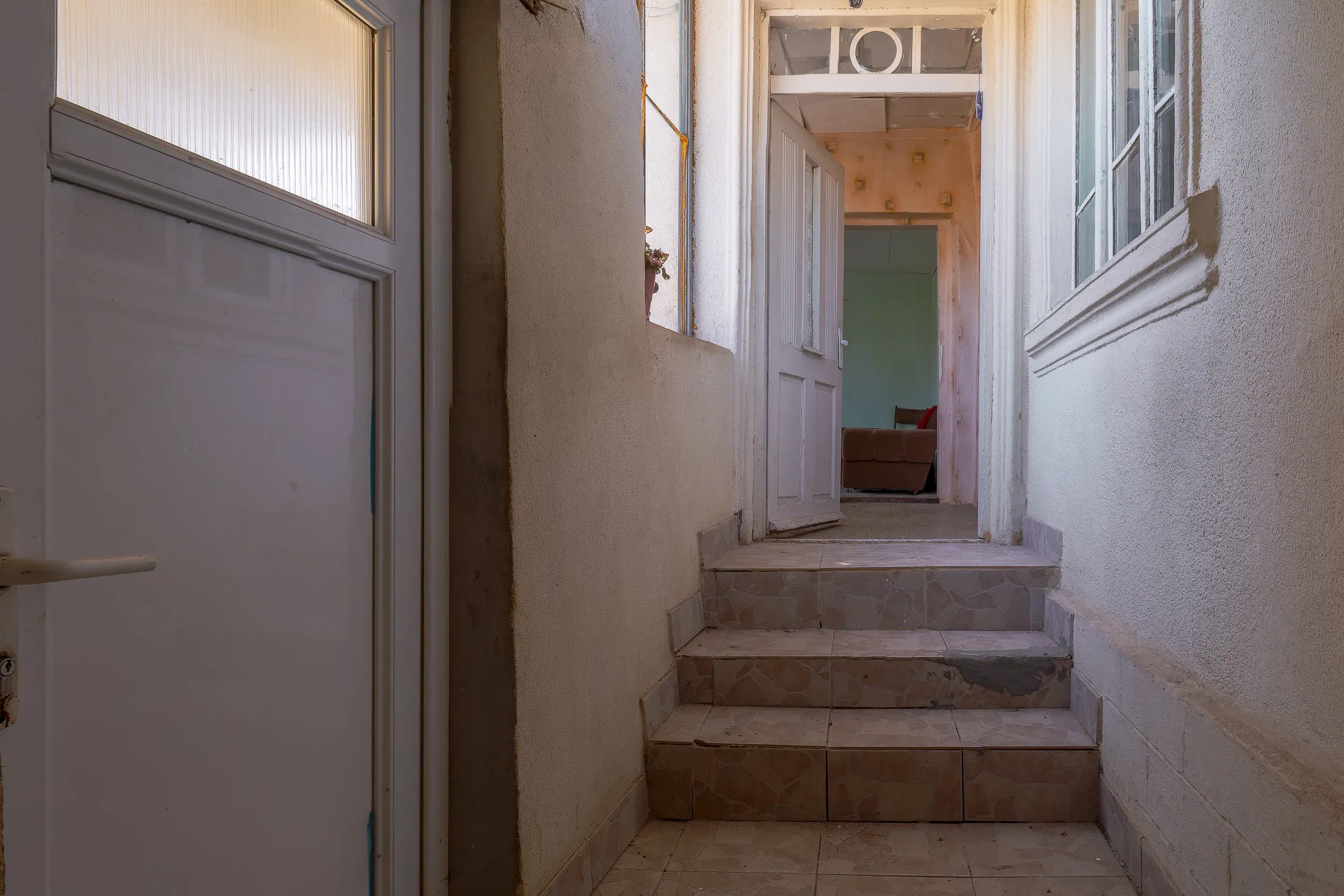 Grote 2-laagse woning, bijgebouwen + 1.110 m² grond in Polkovnik Dyakovo - Bulgarije