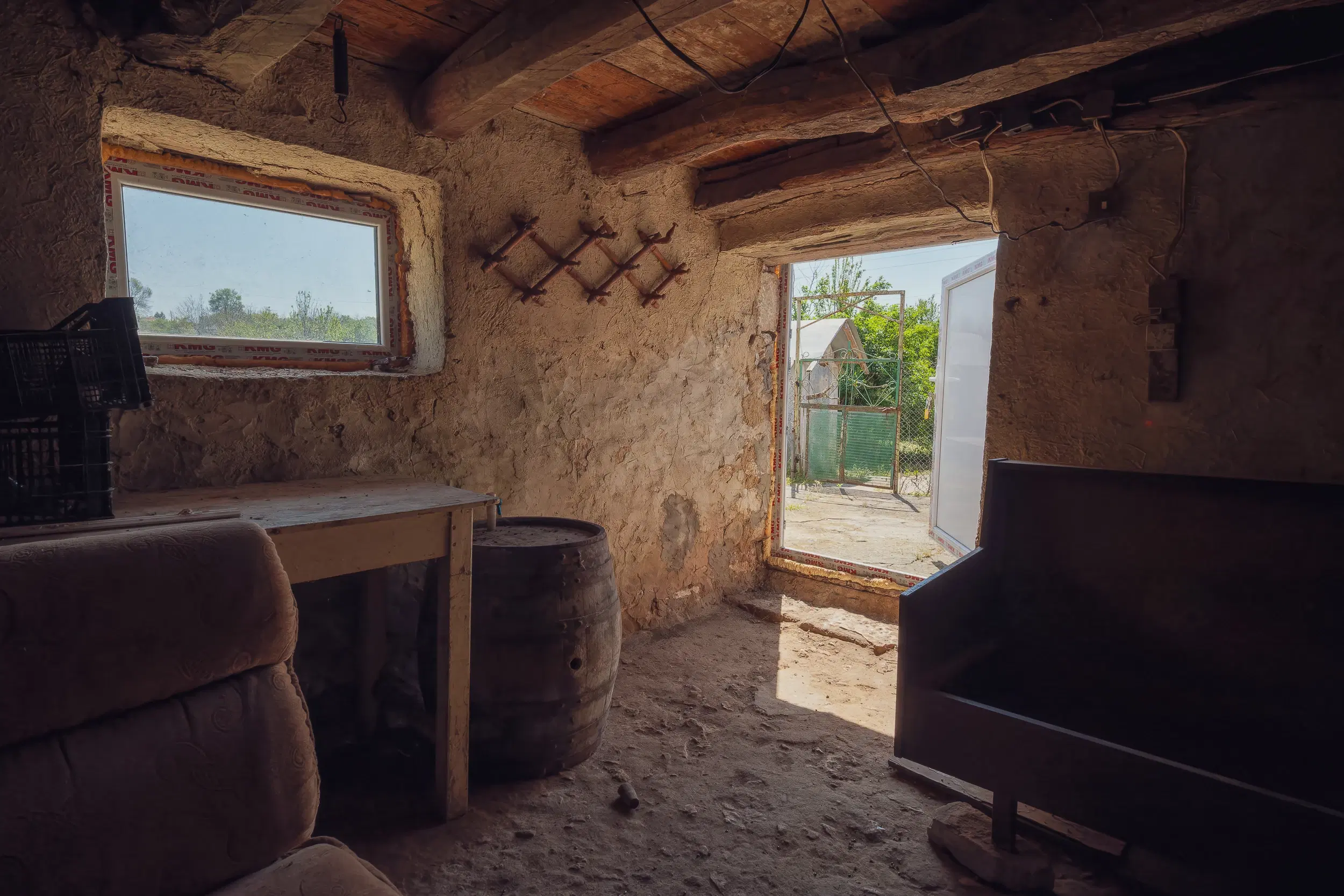 Grote 2-laagse woning, bijgebouwen + 1.110 m² grond in Polkovnik Dyakovo - Bulgarije