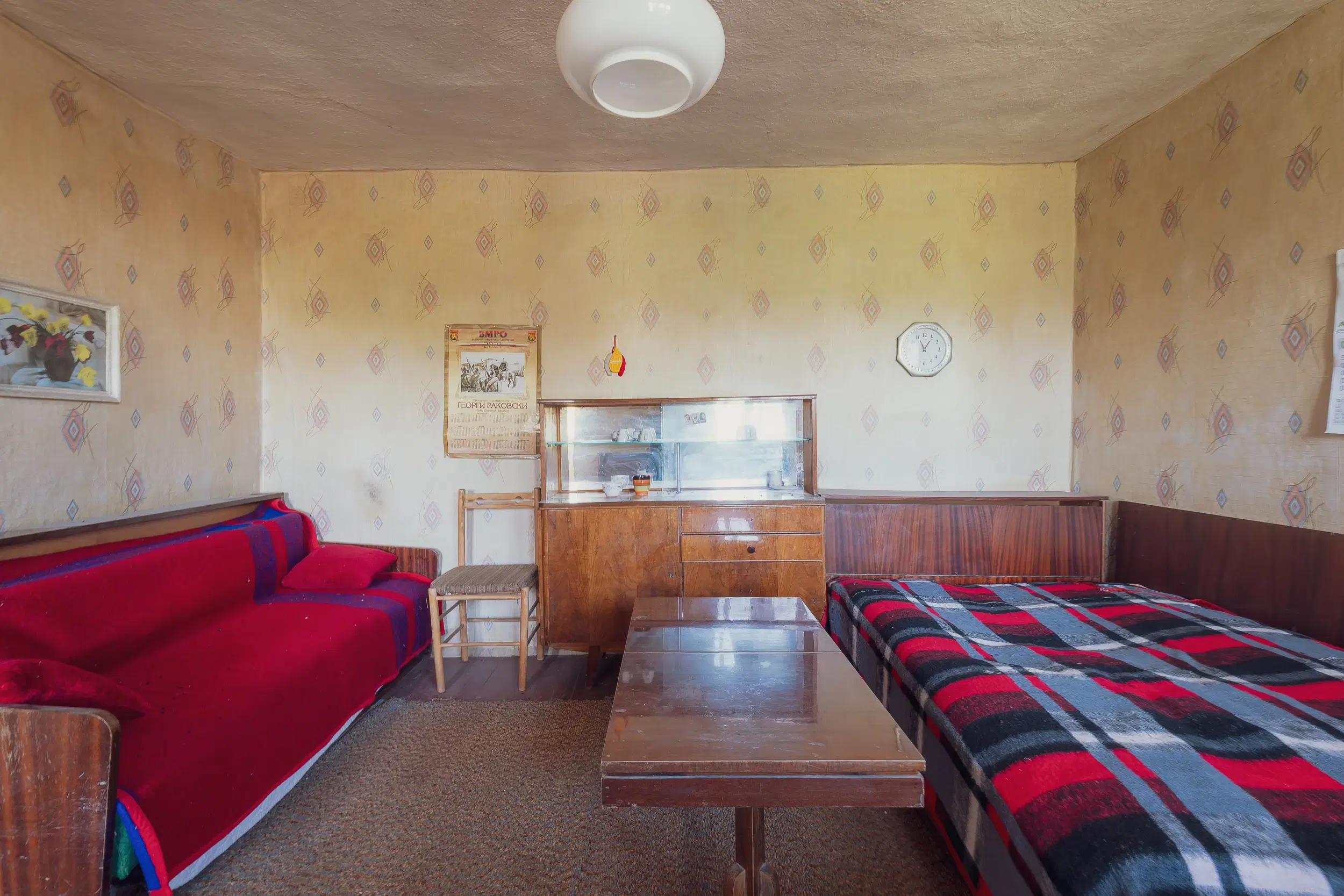 Grote 2-laagse woning, bijgebouwen + 1.110 m² grond in Polkovnik Dyakovo - Bulgarije