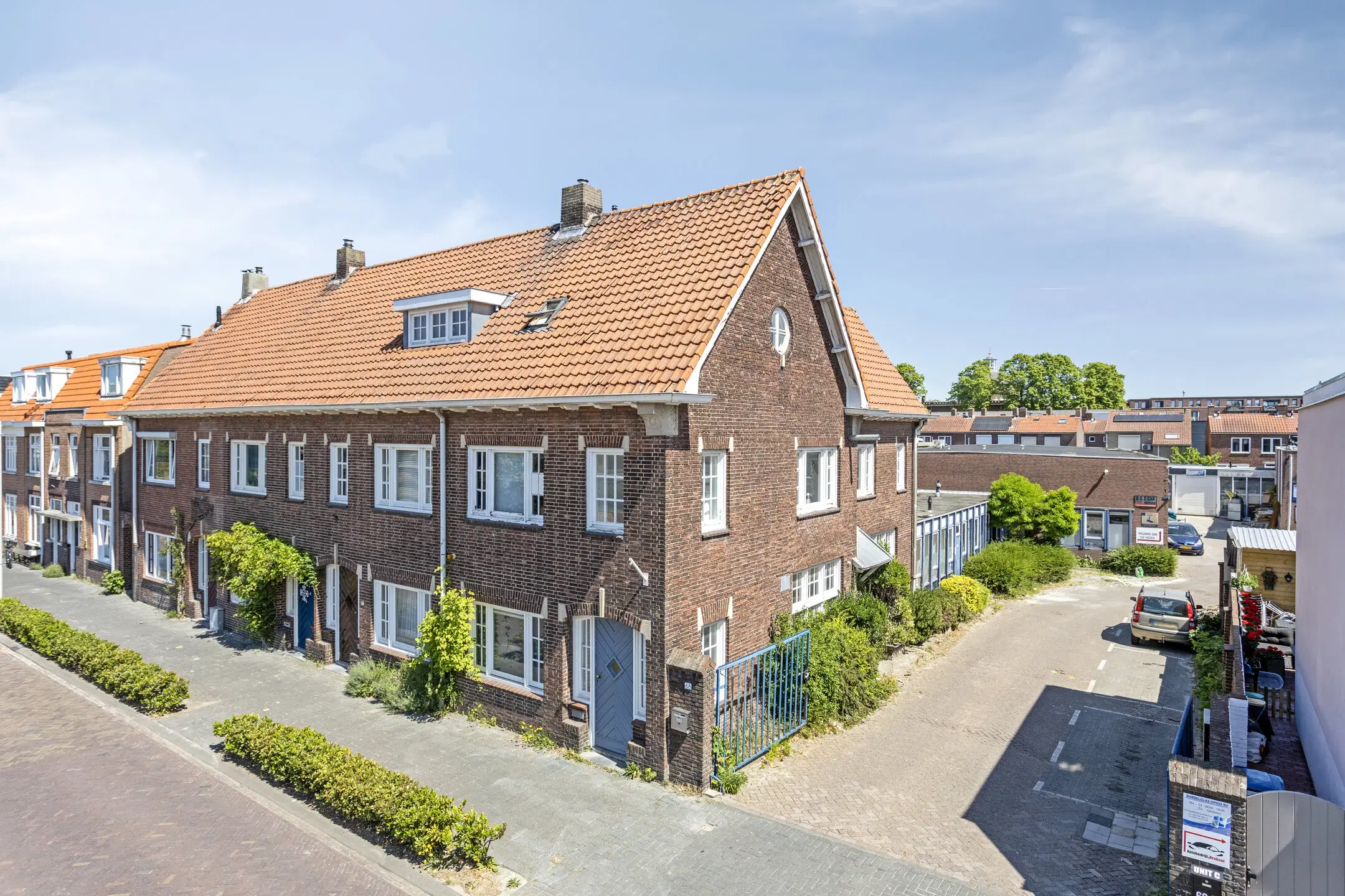 Bergen op Zoom, Parallelweg 68c en 68d