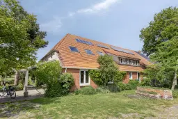 Groningen, Middelberterweg 2, 2a tot en met 2d