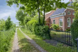 Groningen, Middelberterweg 2, 2a tot en met 2d