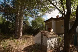 1.490 m² boomgaard met 2 oude huizen en 1 schuur in Podgore, Vidin - Bulgarije