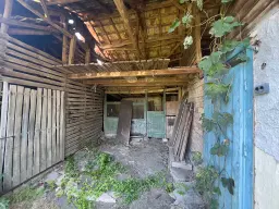 Twee verdiepingen woning met 700 m² grond en bijgebouwen in Nikolaevo, nabij Veliko Tarnovo - Bulgarije