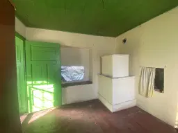 Twee verdiepingen woning met 690 m² grond en bijgebouwen in Dolna Lipnitsa, Veliko Tarnovo - Bulgarije