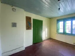 Twee verdiepingen woning met 690 m² grond en bijgebouwen in Dolna Lipnitsa, Veliko Tarnovo - Bulgarije