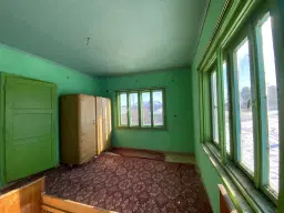 Twee verdiepingen woning met 690 m² grond en bijgebouwen in Dolna Lipnitsa, Veliko Tarnovo - Bulgarije