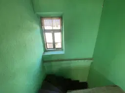 Twee verdiepingen woning met 690 m² grond en bijgebouwen in Dolna Lipnitsa, Veliko Tarnovo - Bulgarije