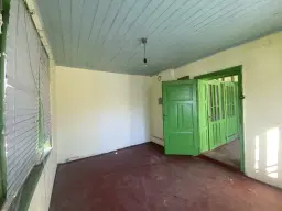 Twee verdiepingen woning met 690 m² grond en bijgebouwen in Dolna Lipnitsa, Veliko Tarnovo - Bulgarije