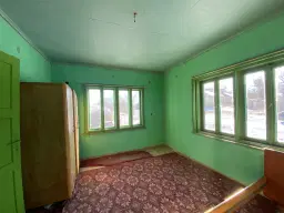 Twee verdiepingen woning met 690 m² grond en bijgebouwen in Dolna Lipnitsa, Veliko Tarnovo - Bulgarije