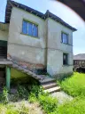 Lion's huis, bijgebouw en 1.050 m² grond in Rakovitsa, Vidin - Bulgarije