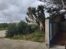 Industrieterrein met loods in het havengebied van Porto Torres (SS), Sardinië - Italië
