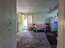 Afgelegen 2-laags huis + 1.550 m² grond in Perilovets, Vidin - Bulgarije