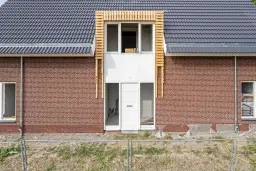 Babyloniënbroek, Broeksestraat 66-B