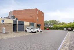 Vlijmen, Monseigneur van Kesselstraat 2-H