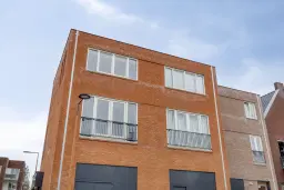 Vlijmen, Monseigneur van Kesselstraat 2-H