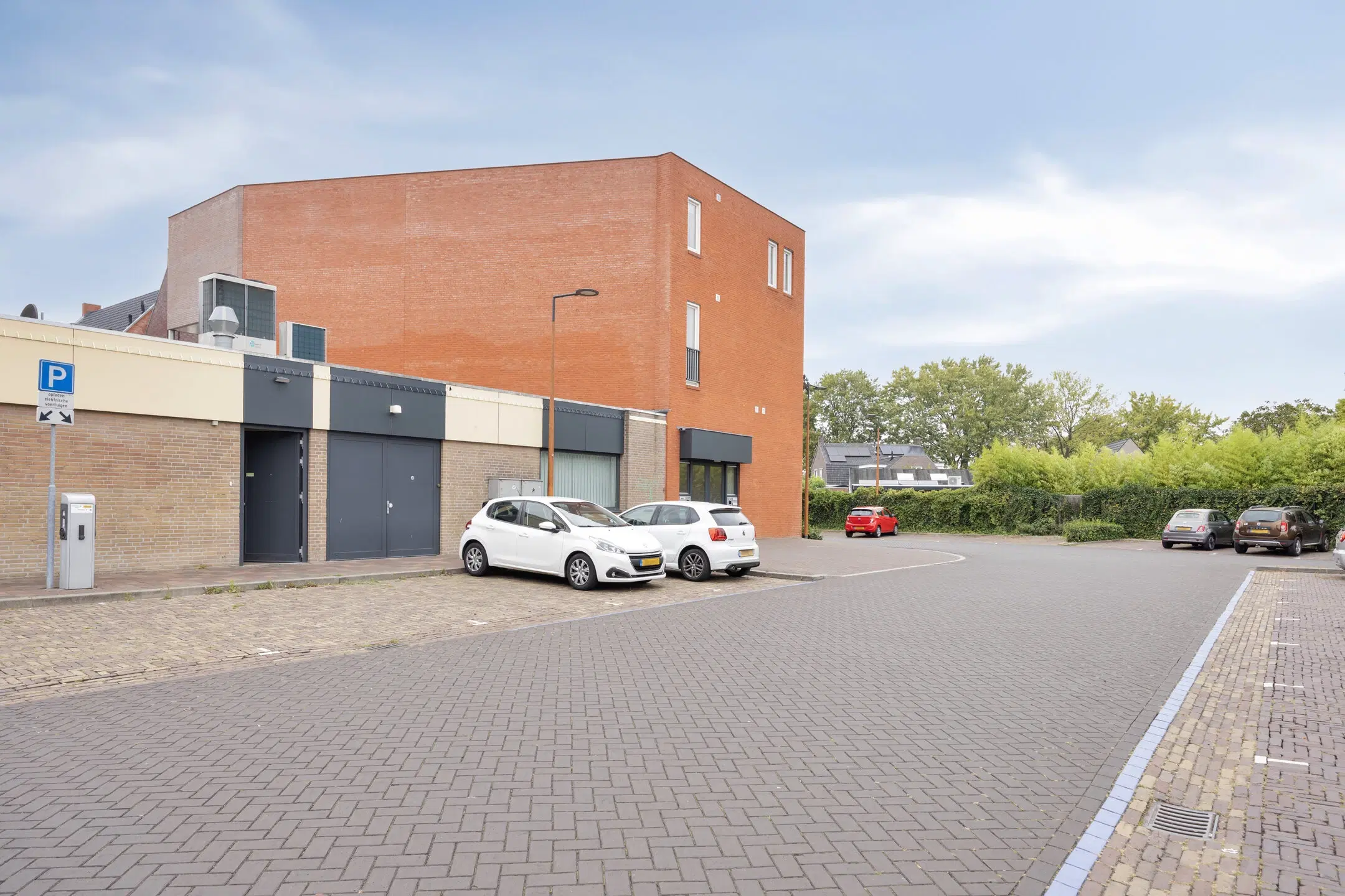 Vlijmen, Monseigneur van Kesselstraat 2-K