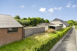 Westerlee, Hoofdstraat, gelegen achter huisnummer 85