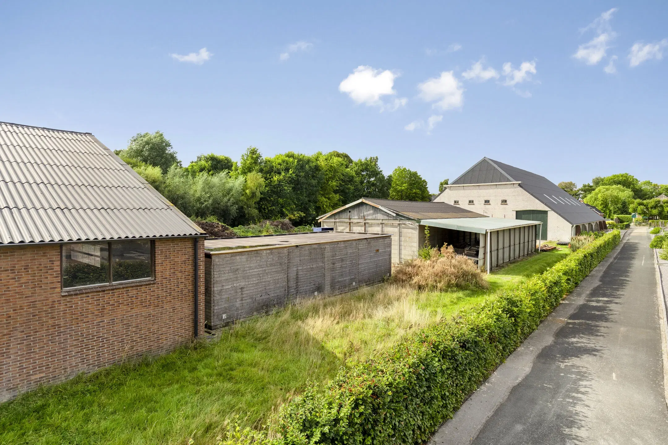 Westerlee, Hoofdstraat, gelegen achter huisnummer 85