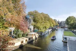Grachtenpand met schuilkerk | Amsterdam, Brouwersgracht 130-134