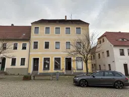 Karakteristiek pand met horeca- en woonfunctie aan de Markt te Reichenbach - Duitsland