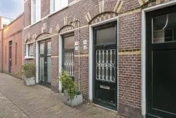 Leiden, Nieuwebrugsteeg 14 en 14A