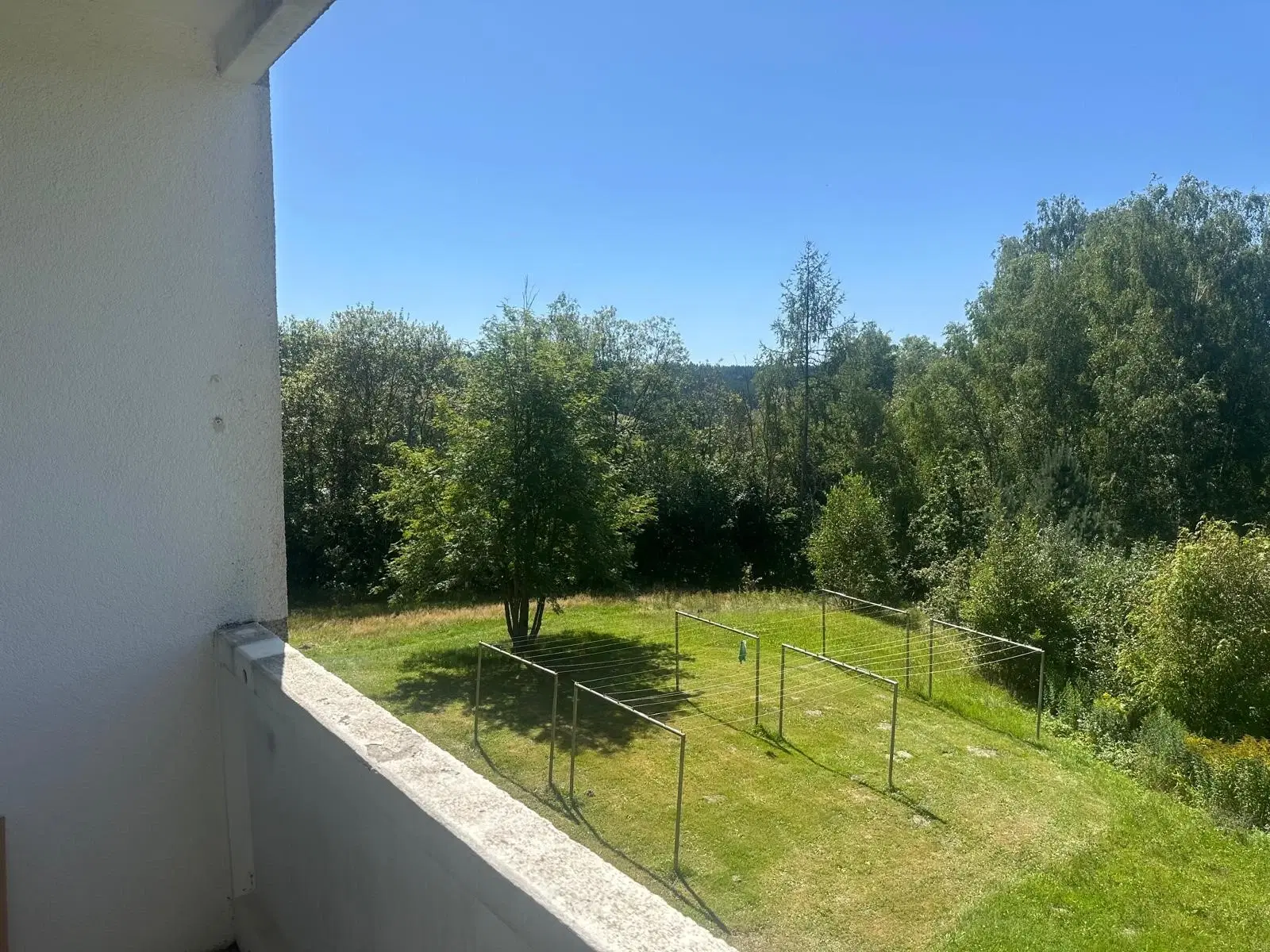 12 appartementen, perceel 43804 m², huursom € 49.280,= in Markneukirchen - Duitsland